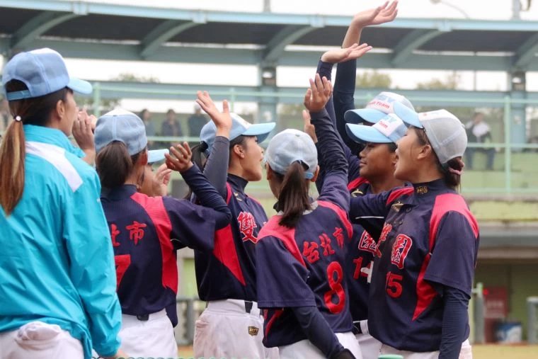 北市雙園國中一日二勝。