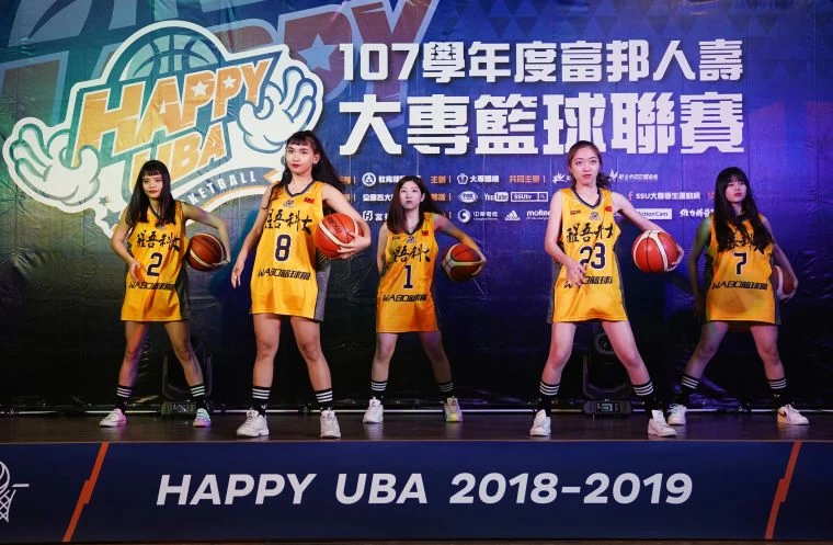醒吾籃球寶貝開場。大專體總提供