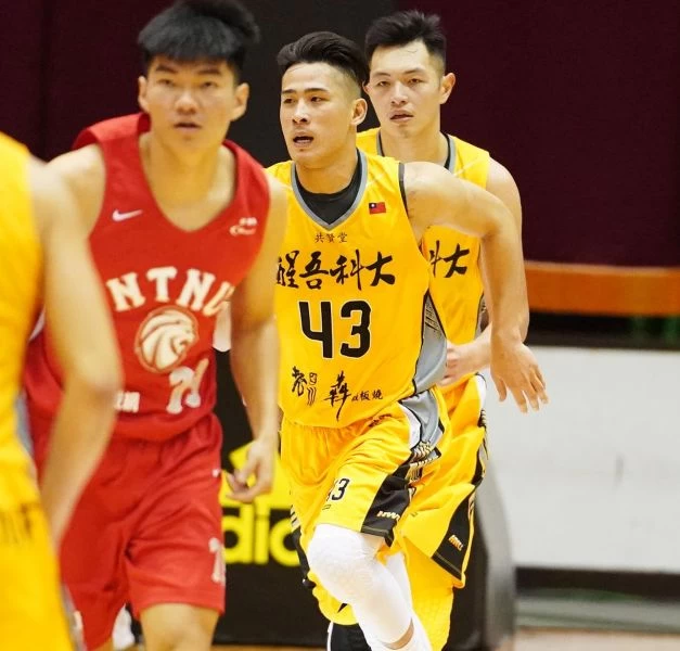 醒吾豐正凱坦言手腳放不開。