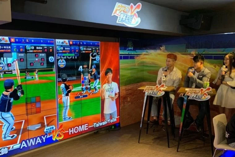 林子偉、常富寧擔任《PRO野球VS》總決賽賽評,現場氣氛輕鬆又熱鬧。