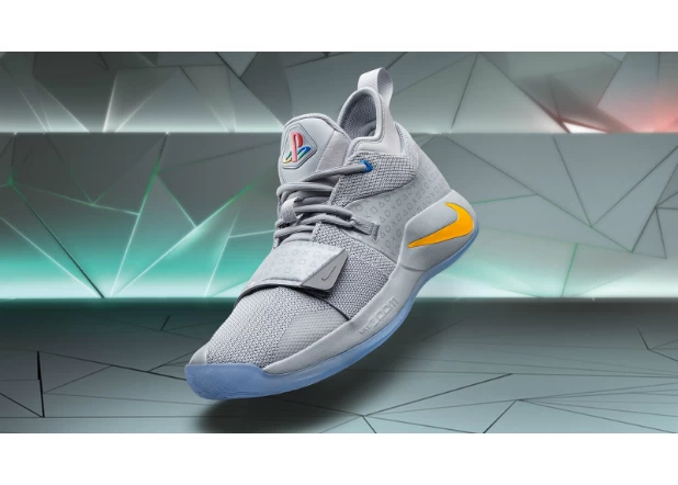 Nike PG 2.5 x PlayStation將於12月1日於指定零售店點販售。