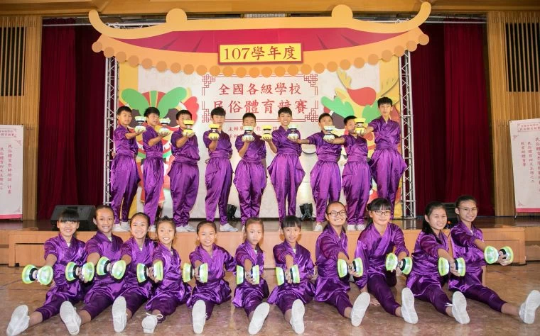 苗栗縣後龍國小扯鈴隊壓軸演出。臺南大學提供