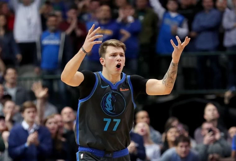 唐契奇(Luka Doncic)表現穩定。法新社