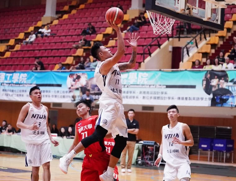 臺藝張幃翔14分8籃板助球隊4連勝。