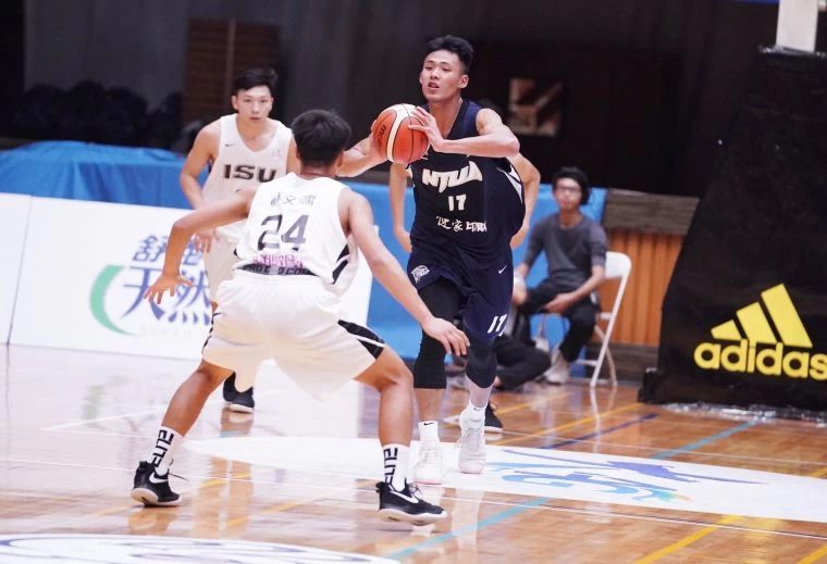 台藝張幃翔15分5籃板。