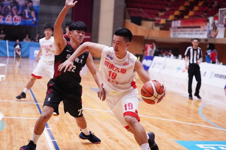 屏東莊晉13分11籃板,本季首度「雙十」。