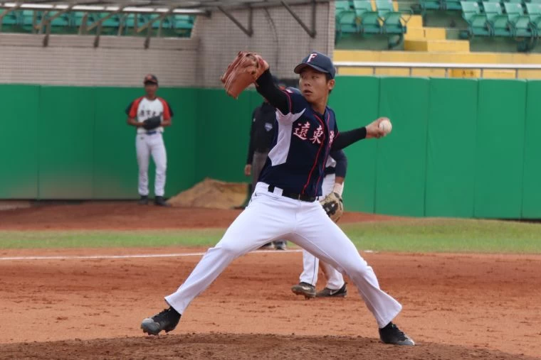 遠東魏碩成9局9K完投勝。