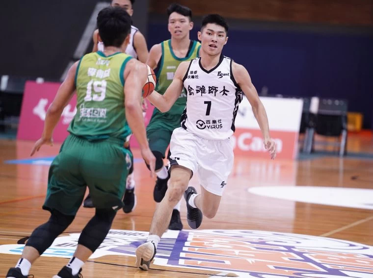 高師逆轉萬能，收下四連勝。