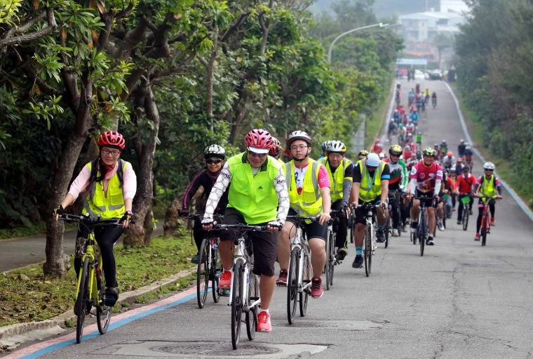 雙灣自行車道浪漫騎遊。中華民國自行車騎士協會/提供。