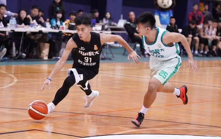 中州陳孝禹三分球7投中3,連2場拿22分。