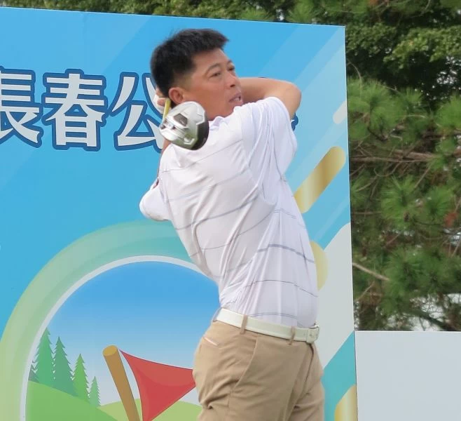 蔡啟煌。