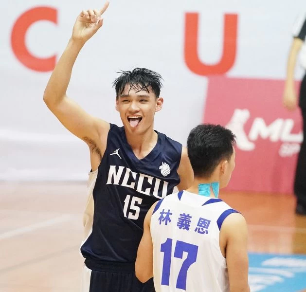 政大張鎮衙。