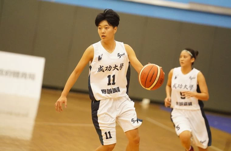 成大隊長李佳潔賽後激動落淚。
