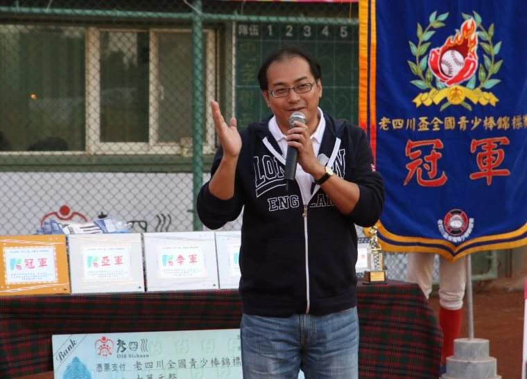 吳明翰表示,創辦人梁朝辰贊助運動比賽的目的並非是要「收成」,「播種」才是目的。「老四川盃」大會提供