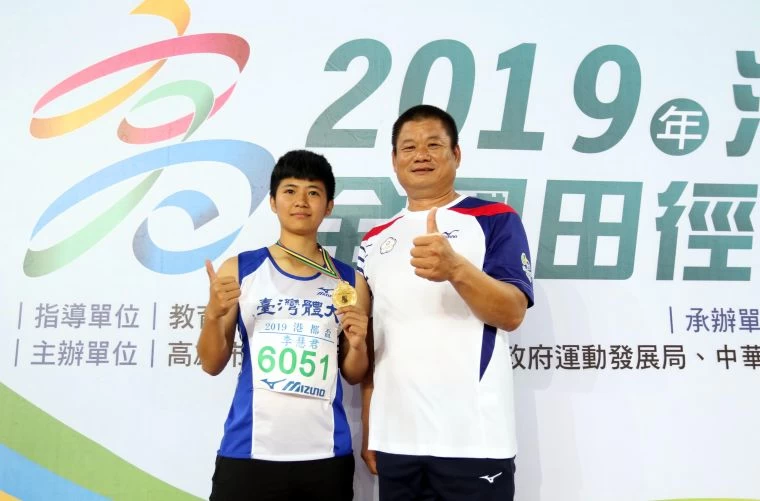 教練薛聖融對李慧君很有信心。林嘉欣/攝影。