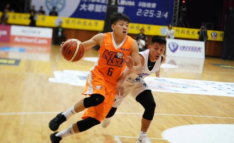 國體關達祐拿15分、9籃板、7助攻。
