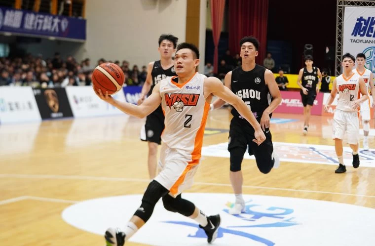 國體隊長楊盛硯拿下14分。