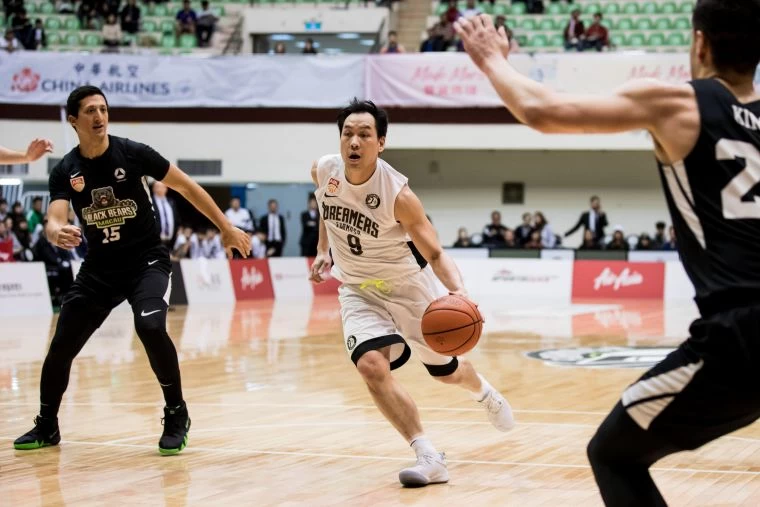 陳世念。