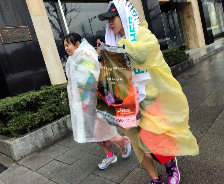 曹純玉(左)。國手之道/提供。