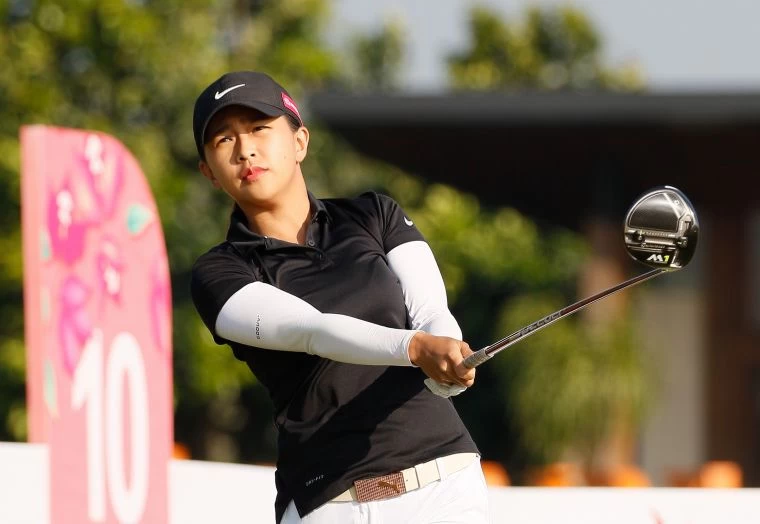 吳曉玲71桿(-1),目前並列第二。葉勇宏攝