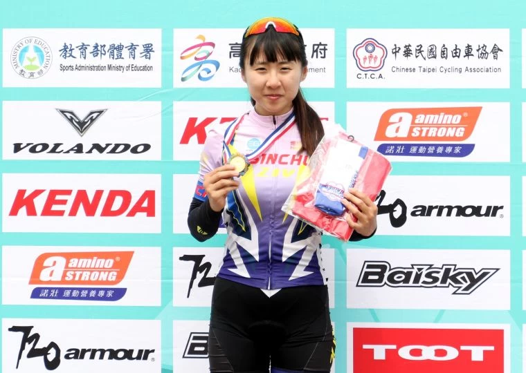 全國中等學校自由車錦標賽高女個人公路賽冠軍仰德高中賴慈慧。中華民國自由車協會/提供