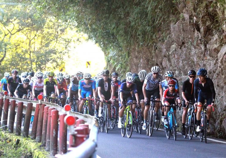 臺灣自行車登山王挑戰是車友心中經典的朝聖路線。中華民國自行車騎士協會/提供。