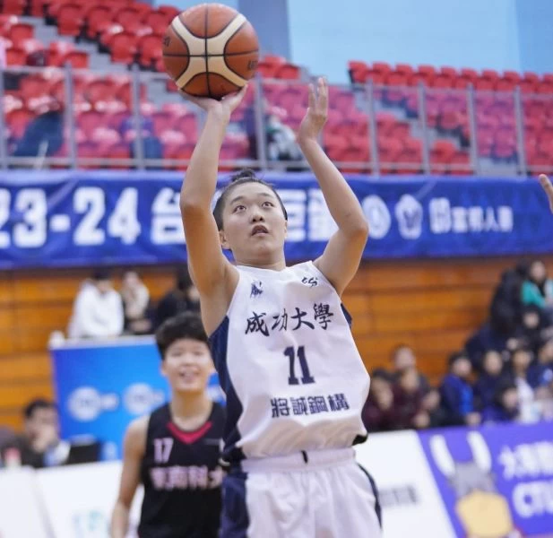 成功大學李佳潔拿下全場最高26分。