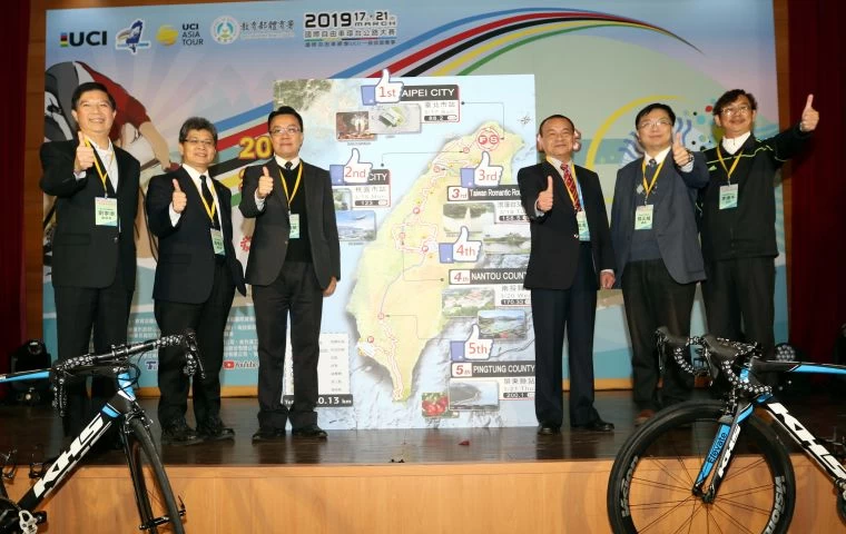 2019年國際自由車環台公路大賽五站站主邀大家一起來為選手加油。中華民國自由車協會/提供。
