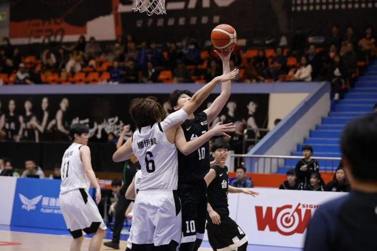 台元紡織蔡佩真VS台灣電力柳伊純。籃協提供