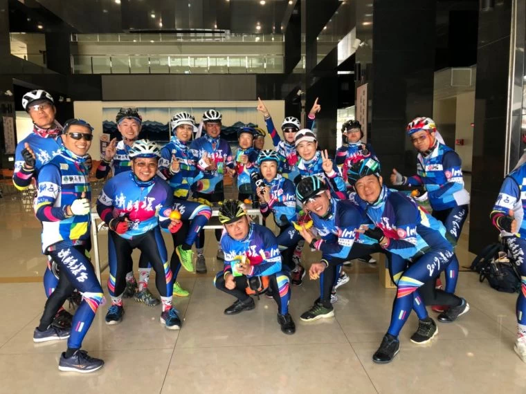 經過11天相處,車隊愈來愈活潑。大會提供