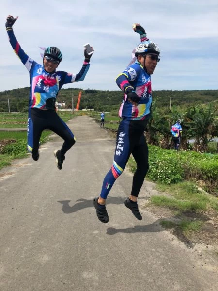 快抵達終點,車友心情愈來愈興奮。大會提供