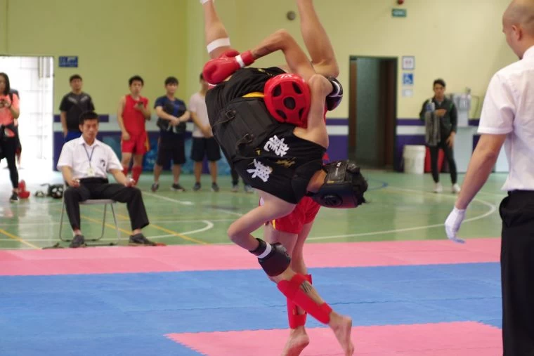 摔技足以重創對手。