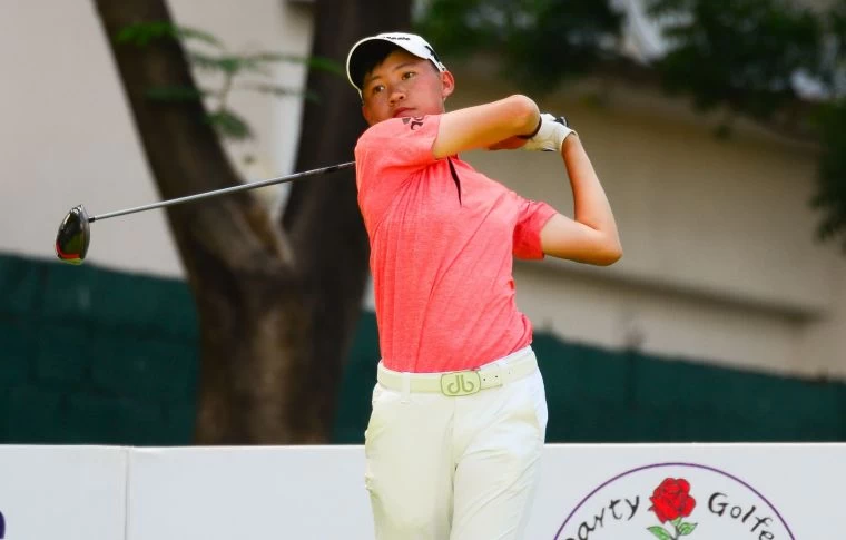 台灣職業選手陳萱(-1)與業餘女將張子怡並列第三。