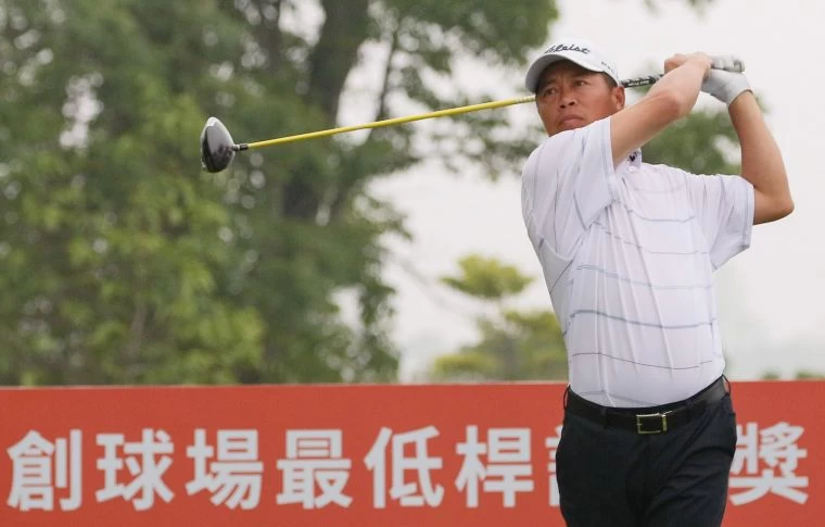 蔡啟煌首回合70桿(-2),暫時並列第三。葉勇宏攝