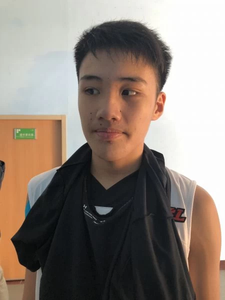 金華出身宜蘭南澳小的馬駿颿舅舅是前是前籃球名將轉歌手的鄭皓璿,
