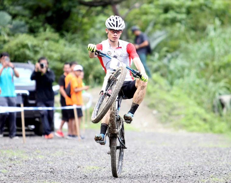 雅加達亞運下坡賽銀牌得主江勝山將在登山車選拔賽衛冕雙料冠軍。中華民國自由車協會/提供。