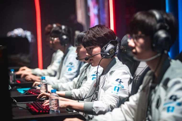 MMD預測這次MSI奪冠的會是IG,笑稱他們強得不像是地球人!Riot提供