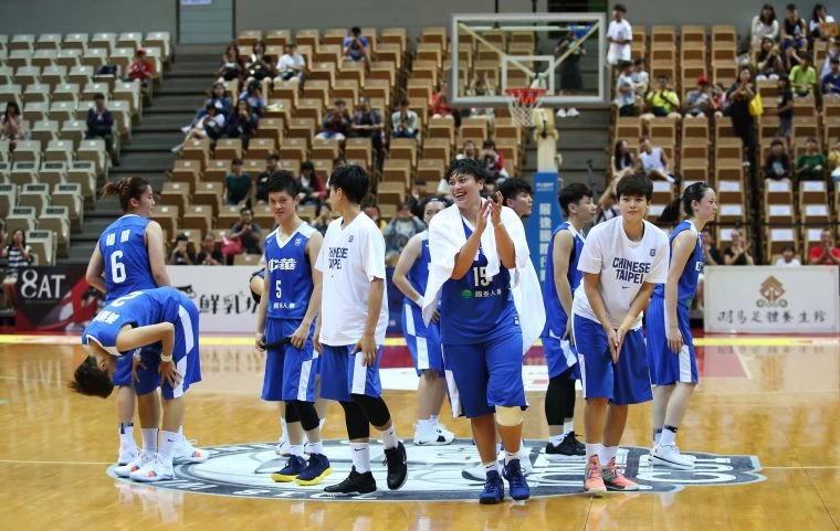 中華藍大勝印度。李天助攝