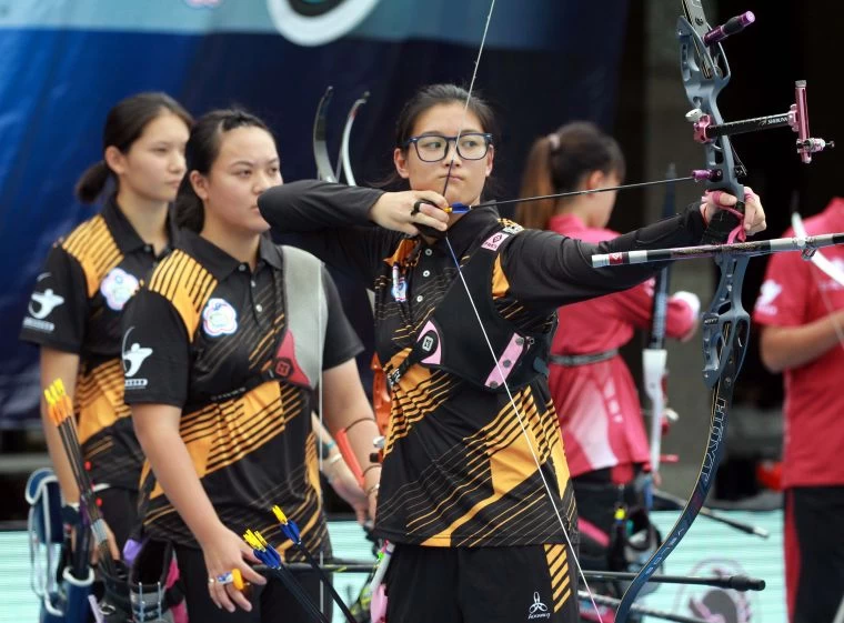 協會青年隊女子團體賽勝凱撒隊。中華企業射箭聯盟/提供。