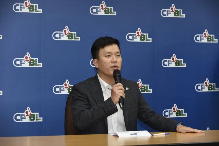 李天助攝。