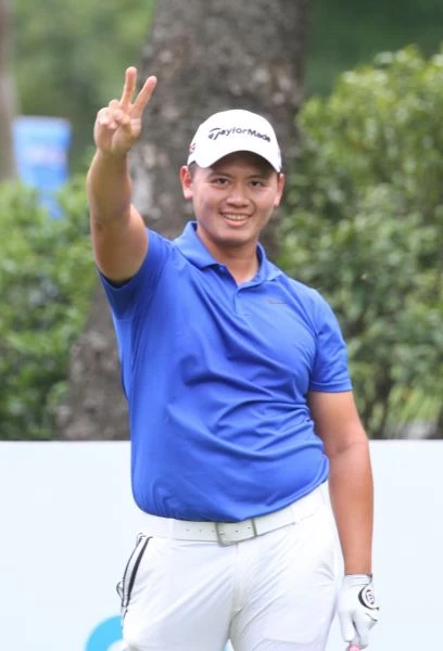 三花TPGA錦標賽第一回合台灣林冠伯70桿(-2)暫並列第二。鍾豐榮攝