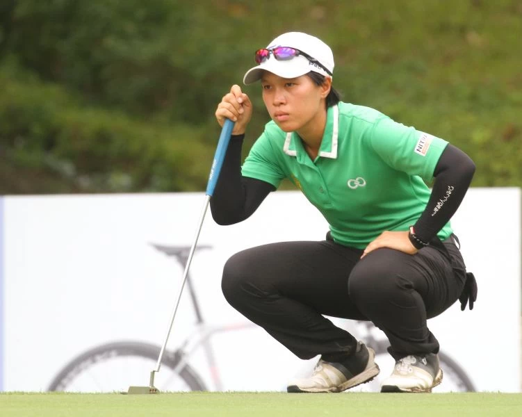第二回合泰國歐妮查72.69(-3)暫並列第一。鍾豐榮攝