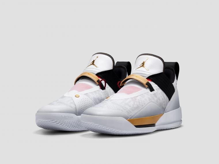 Air Jordan XXXIII SE