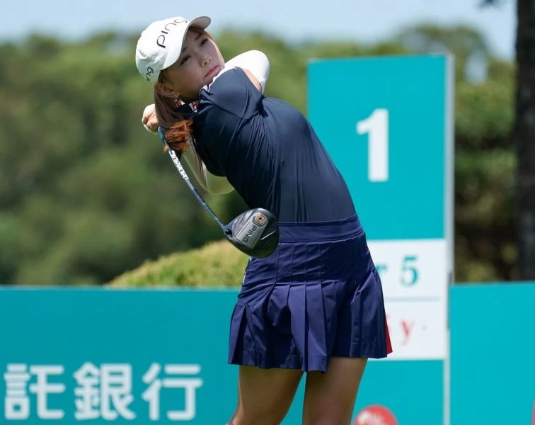 中國女將石昱莉將與姐姐石昱婷同場競技。大會提供