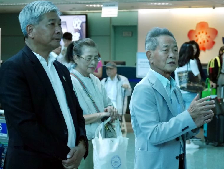 中華民國田徑協會理事長葉政彥(右)。田徑協會/提供。