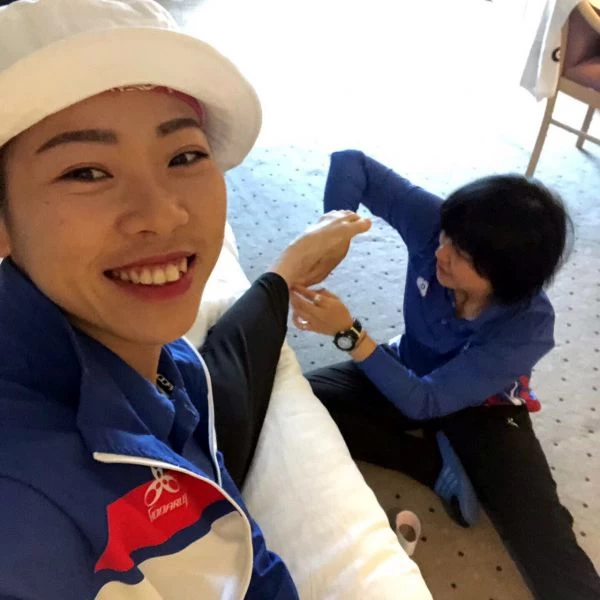 長庚運動醫療團隊給予譚雅婷(左)很大的幫助。倪大智／提供。
