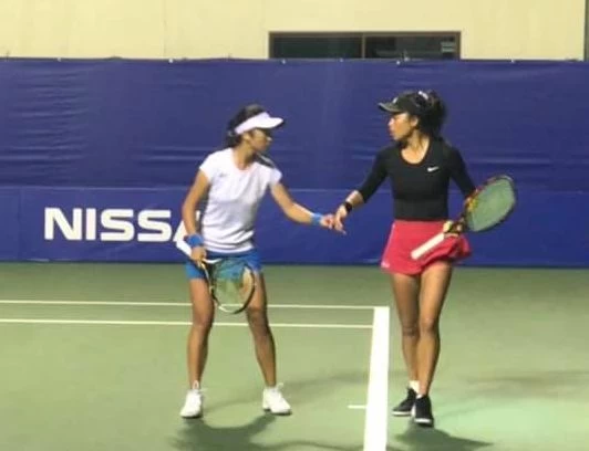 詹家姐妹勝頭號種子晉4強。摘自謝語倢臉書