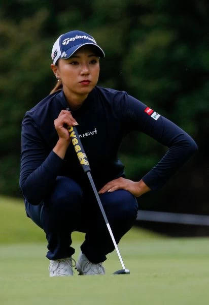 日本選手宮田成華首回合67桿(-5),暫並列第一。葉勇宏攝