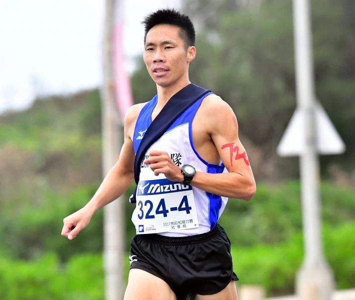 何盡平。720armour運動眼鏡/提供。