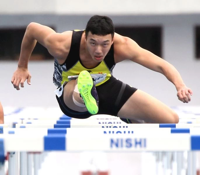 男子混合運動台南市王晨佑以7041分輕鬆稱王。林嘉欣/攝影。